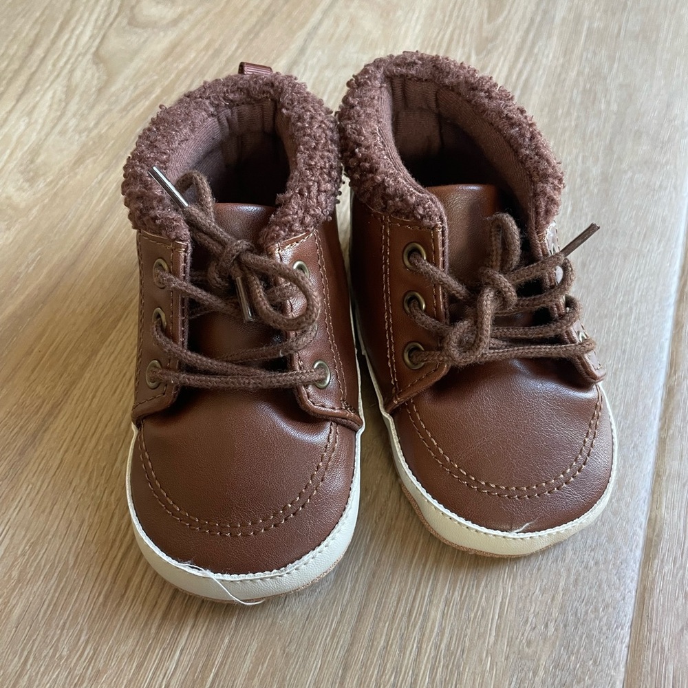 Old Navy 18-24M Brown Kids Lace-Up Cozy Ankle Boots
